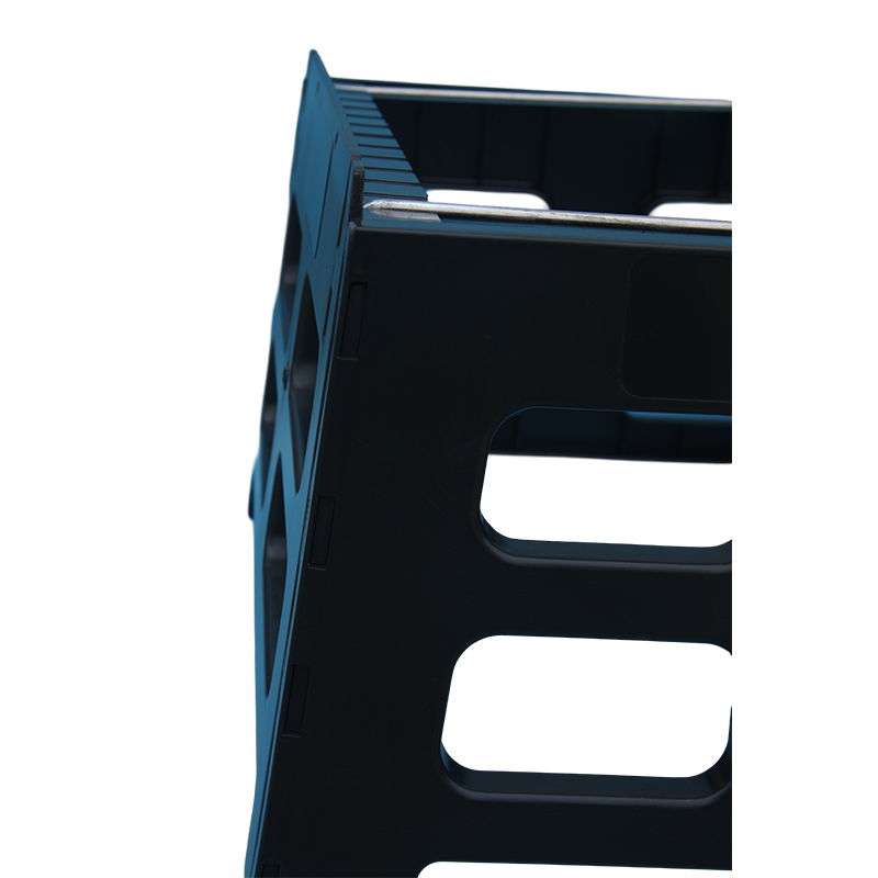 Eight-Frame Plastic Beehive Stand